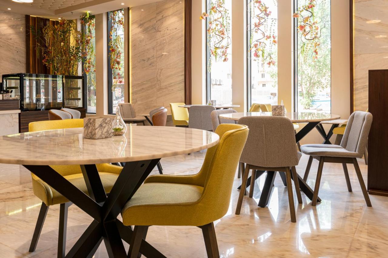 Seasons Park- Mawasim Al Hay At Hotel 4*