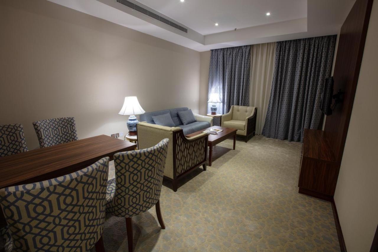 Hotel Seasons Park- Mawasim Al Hay At 4*
